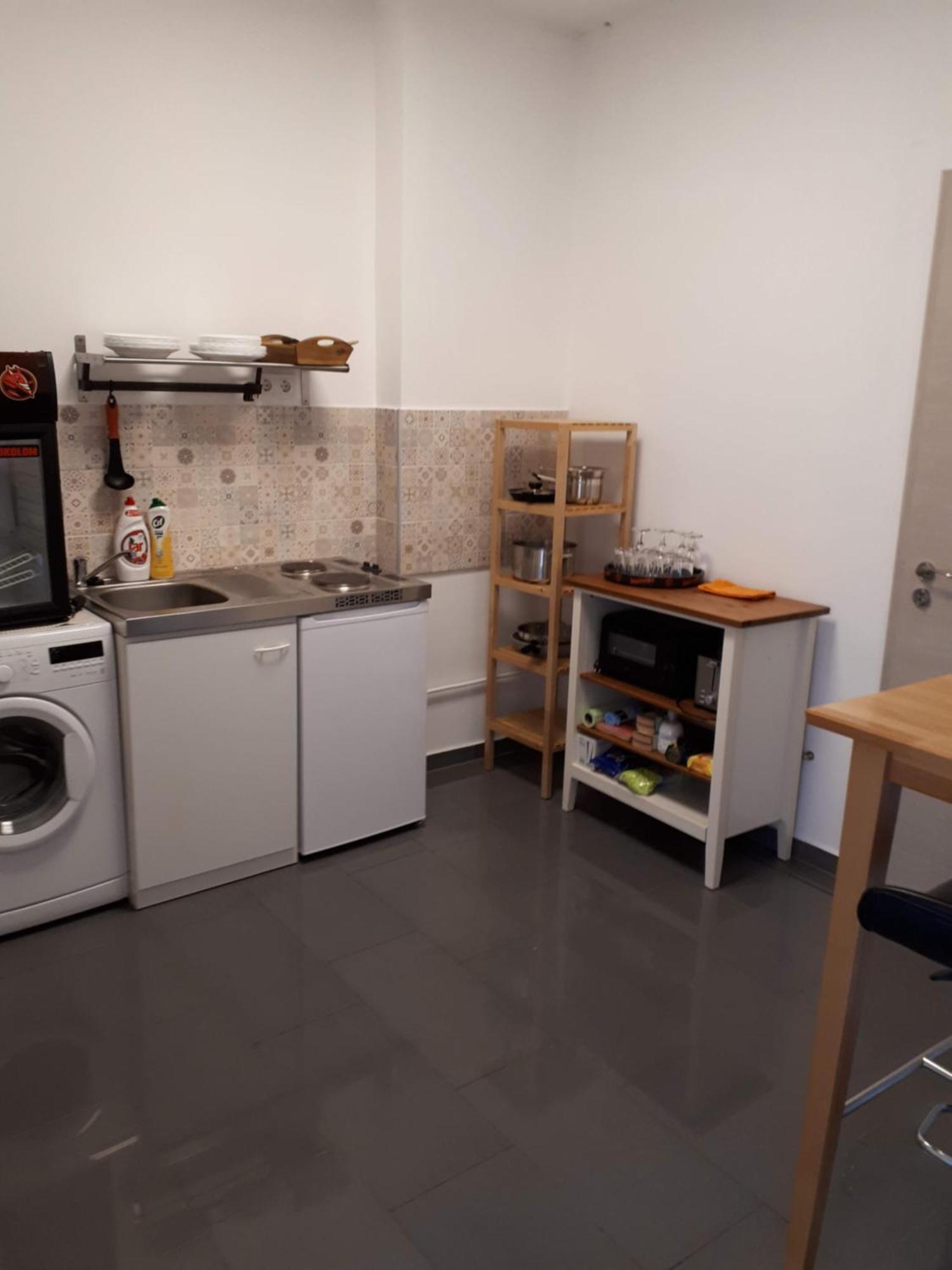 Kertvarosi Apartman Tiszaújváros Exterior foto