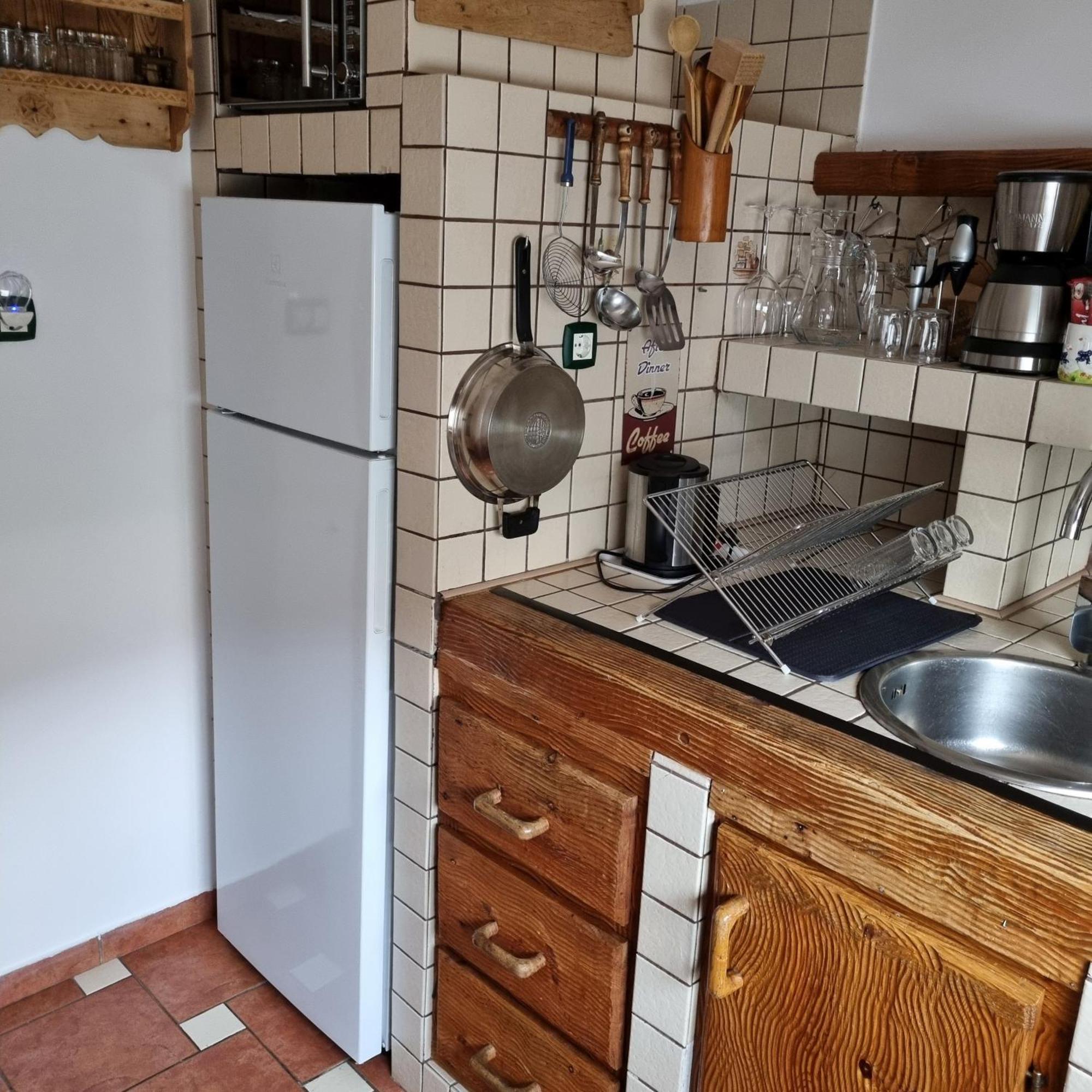 Kertvarosi Apartman Tiszaújváros Exterior foto