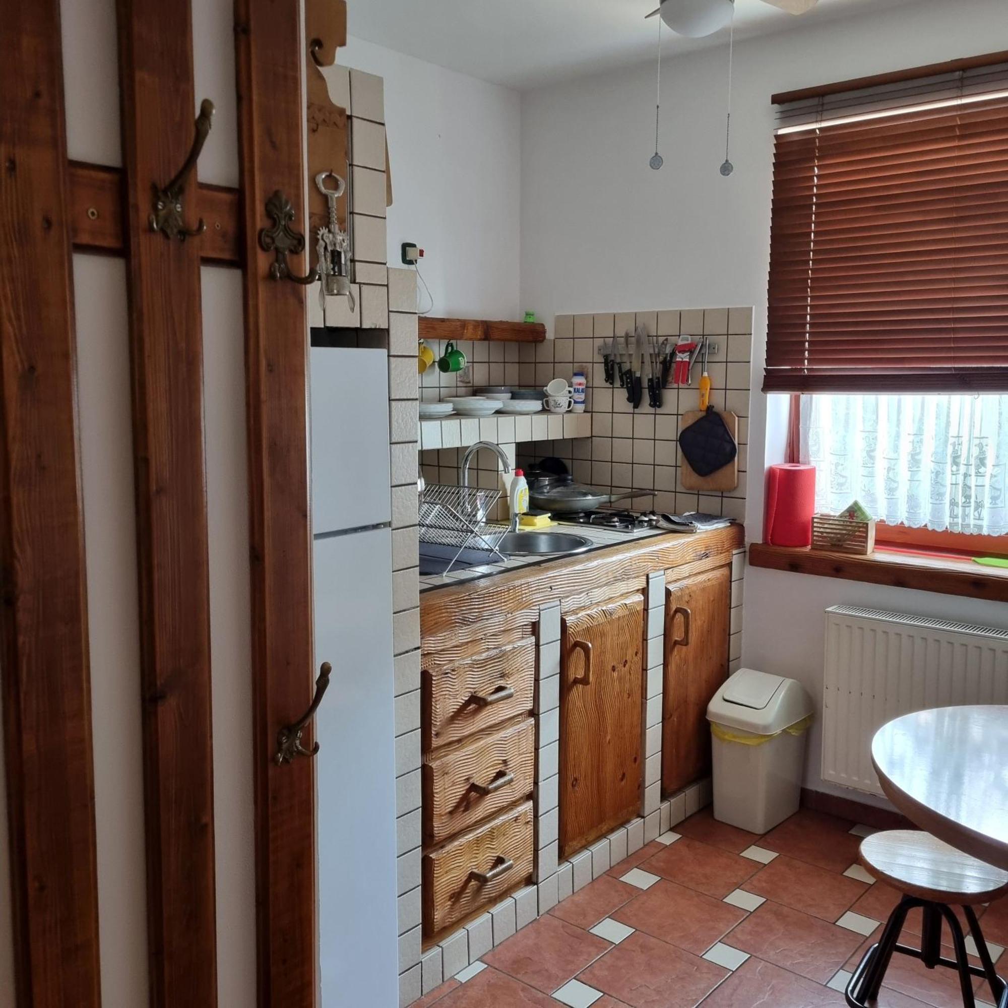 Kertvarosi Apartman Tiszaújváros Exterior foto